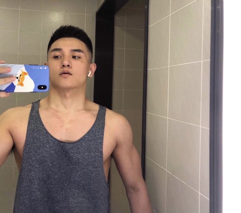 李文亮的第一张照片--基隆残疾人相亲网