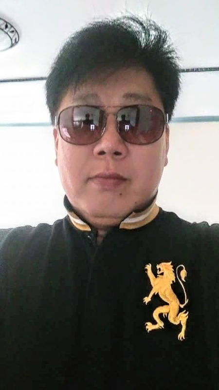 含笑半步癲的第一张照片--基隆残疾人相亲网